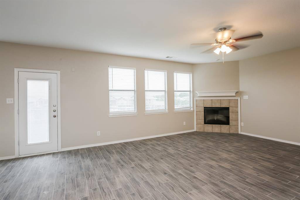 Fort Worth, TX 76131,533 Crown Oaks Drive