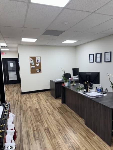 Somerville Boro, NJ 08876,58 E Main St