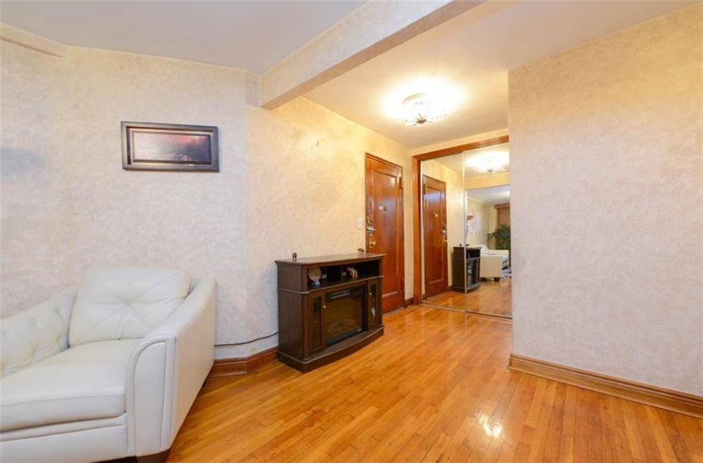 67-30 Dartmouth ST #7S, Queens, NY 11375