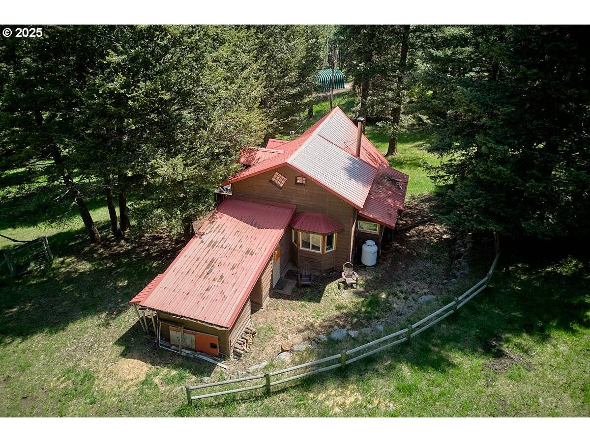 Joseph, OR 97846,83863 OLLOKOT LN