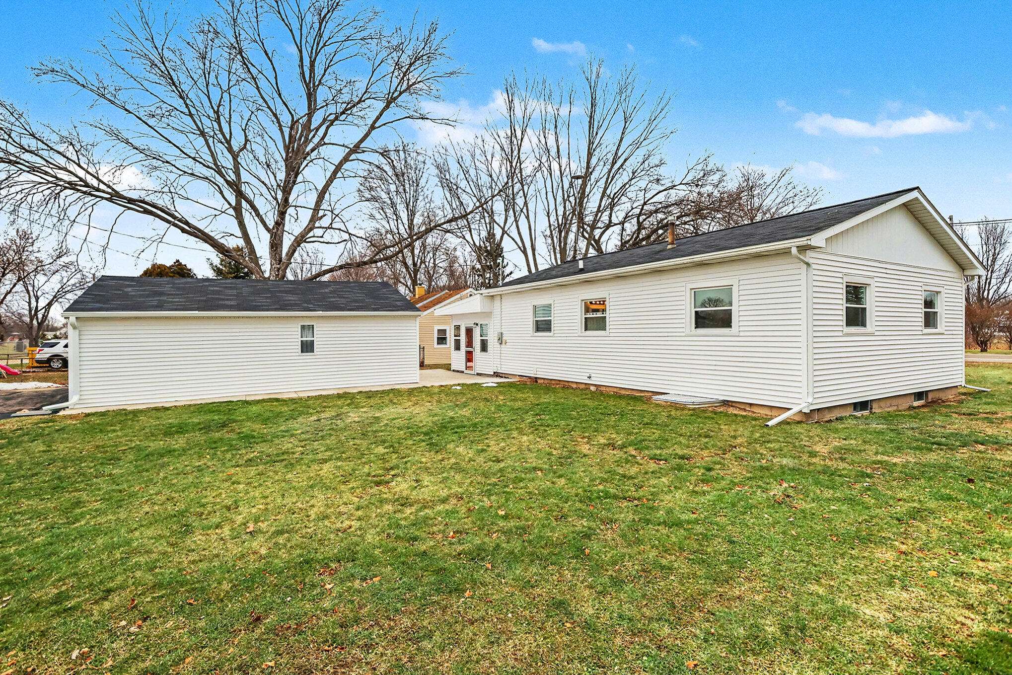 Marshall, MI 49068,1048 S Kalamazoo AVE