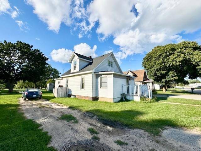 Saint Louis, MI 48880,1016 Michigan AVE