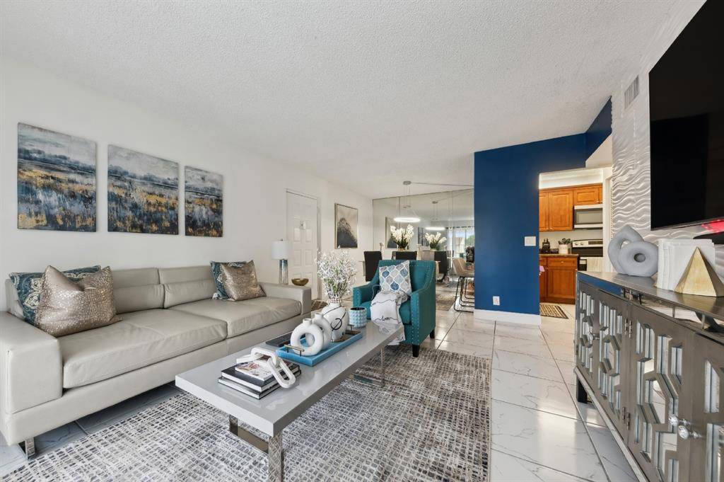 Greenacres, FL 33415,608 Sea Pine Way #D2