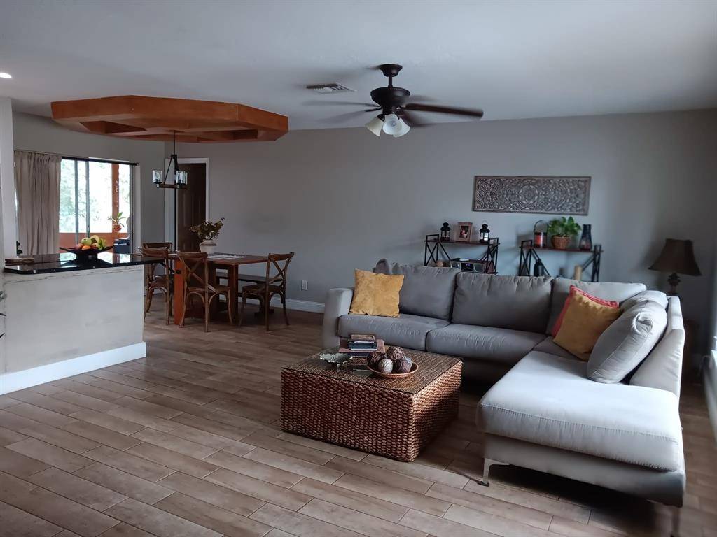 Tamarac, FL 33321,8204 NW 100th Ter