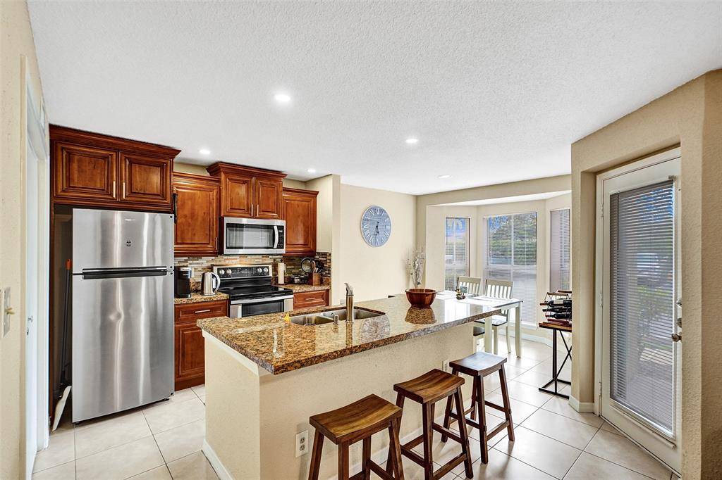 Coral Springs, FL 33071,777 Riverside Dr #1517