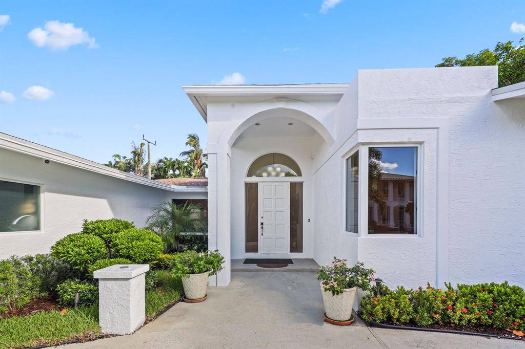 Boca Raton, FL 33432,735 NE 6th St