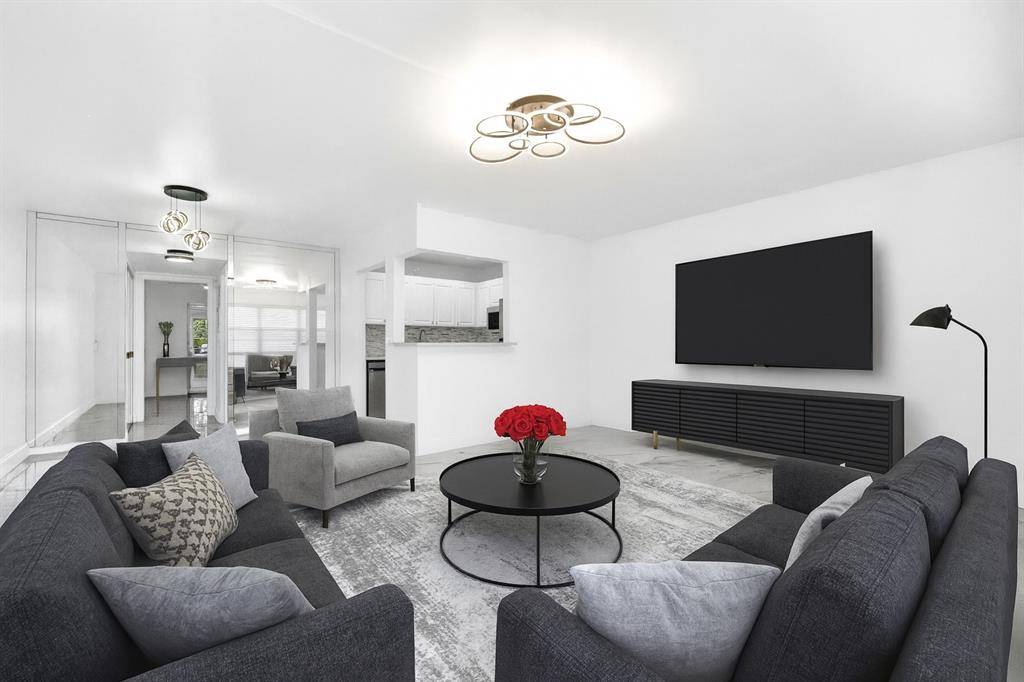 Deerfield Beach, FL 33442,242 Tilford L #L