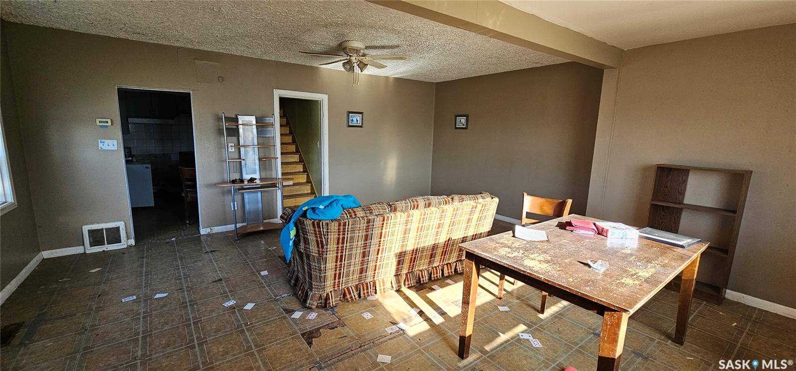 Kelvington, SK S0A 1W0,102 3rd AVENUE E