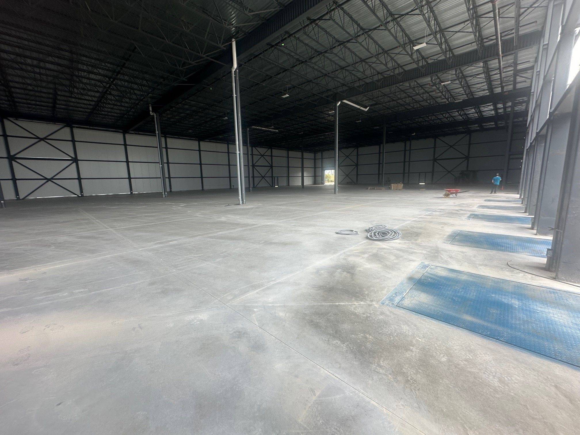 Toronto W10, ON M9W 5X9,400 Carlingview DR