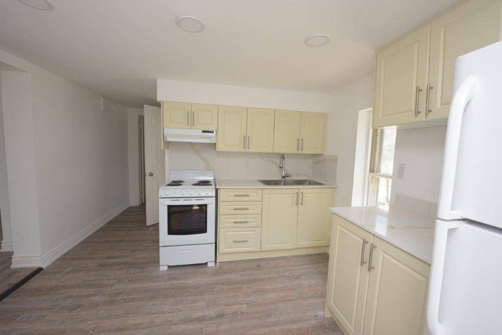 Cambridge, ON N1S 1V5,79-71 CEDAR ST N