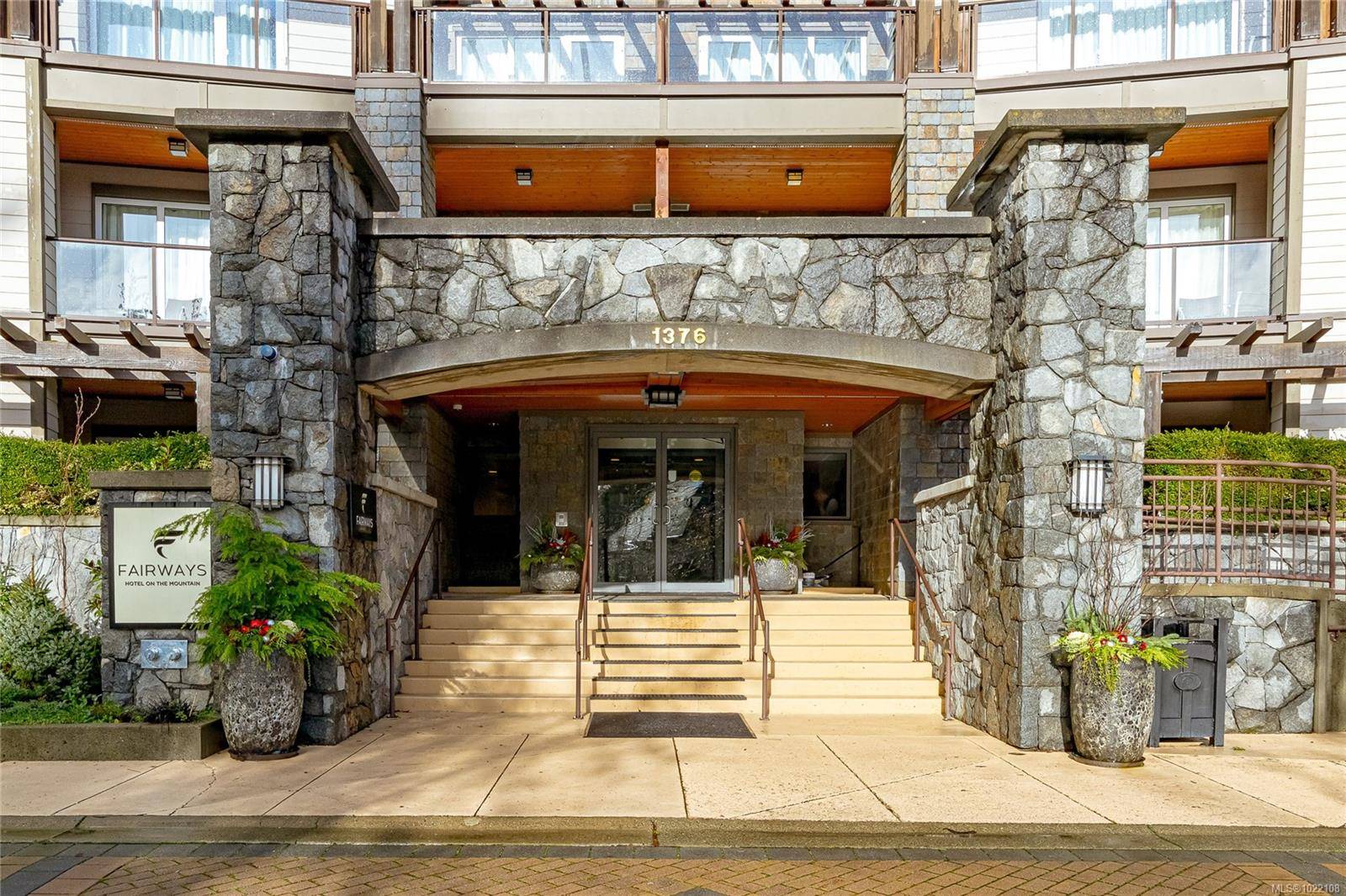 Langford, BC V9B 6S1,1376 Lynburne Pl #113/115A