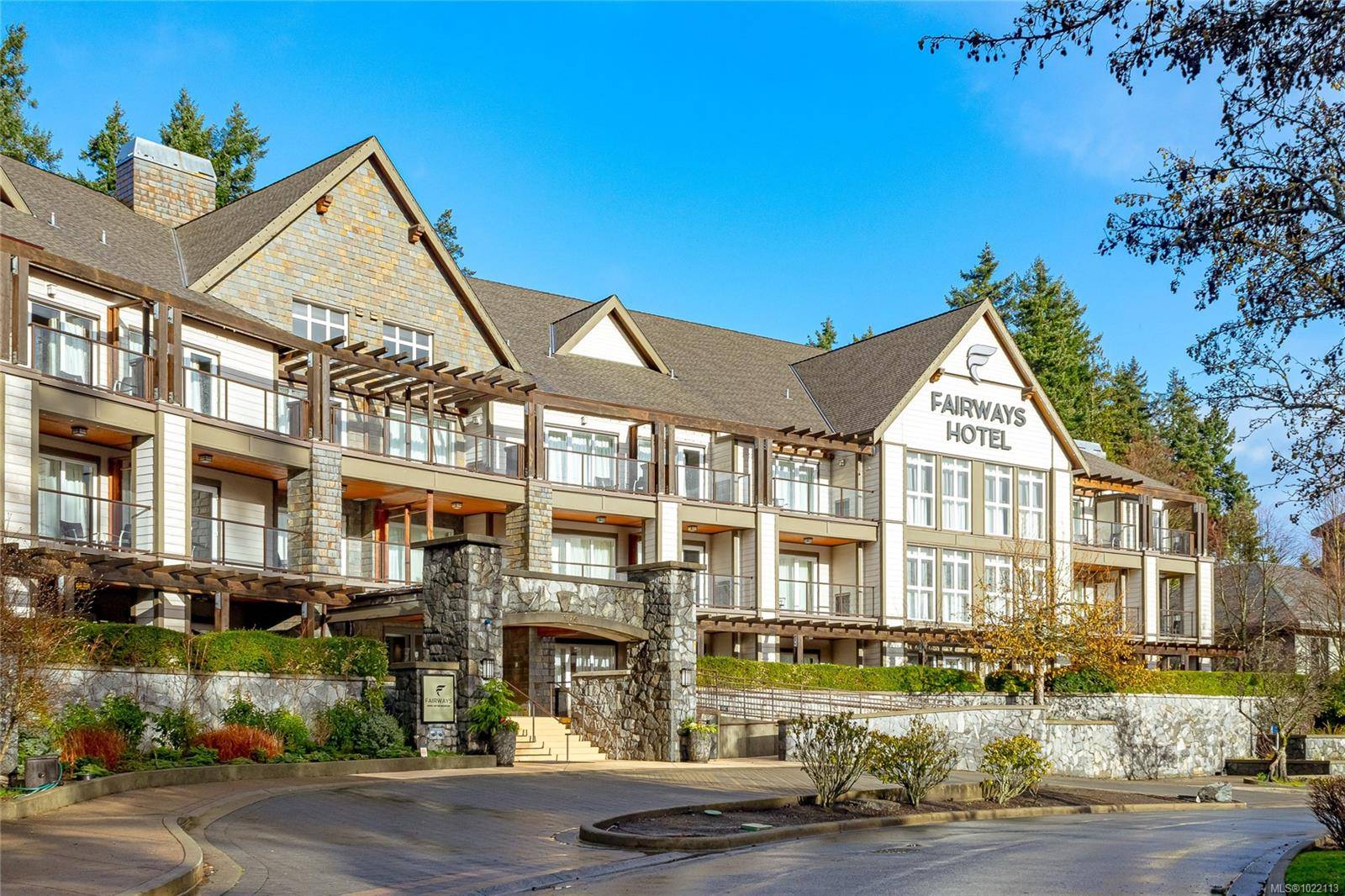 Langford, BC V9B 6S1,1376 Lynburne Pl #113/115B