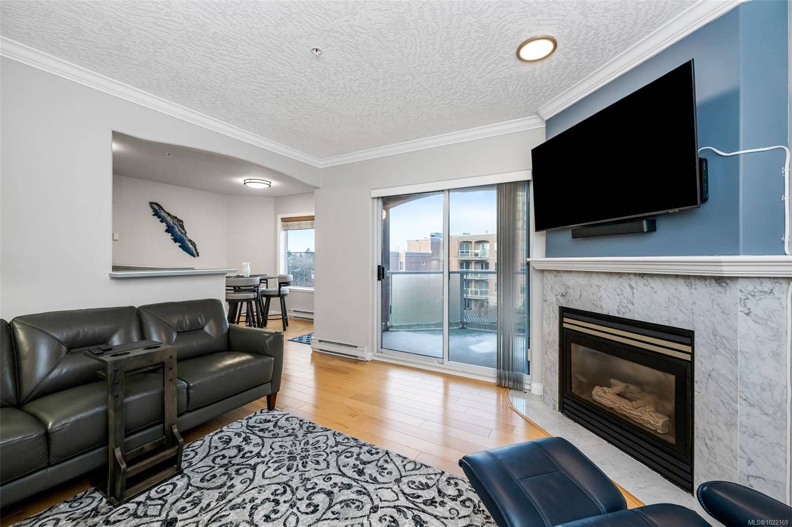 Victoria, BC V8V 4Z2,405 Quebec St #306