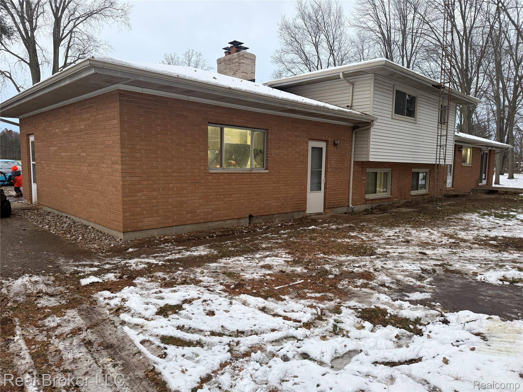 Saginaw, MI 48601,1160 E Moore RD