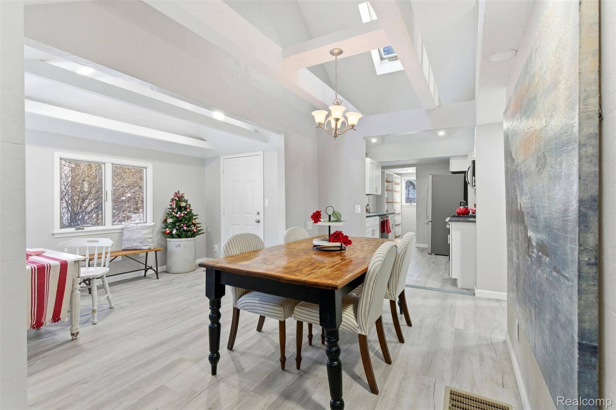 Detroit, MI 48219,17714 Salem ST