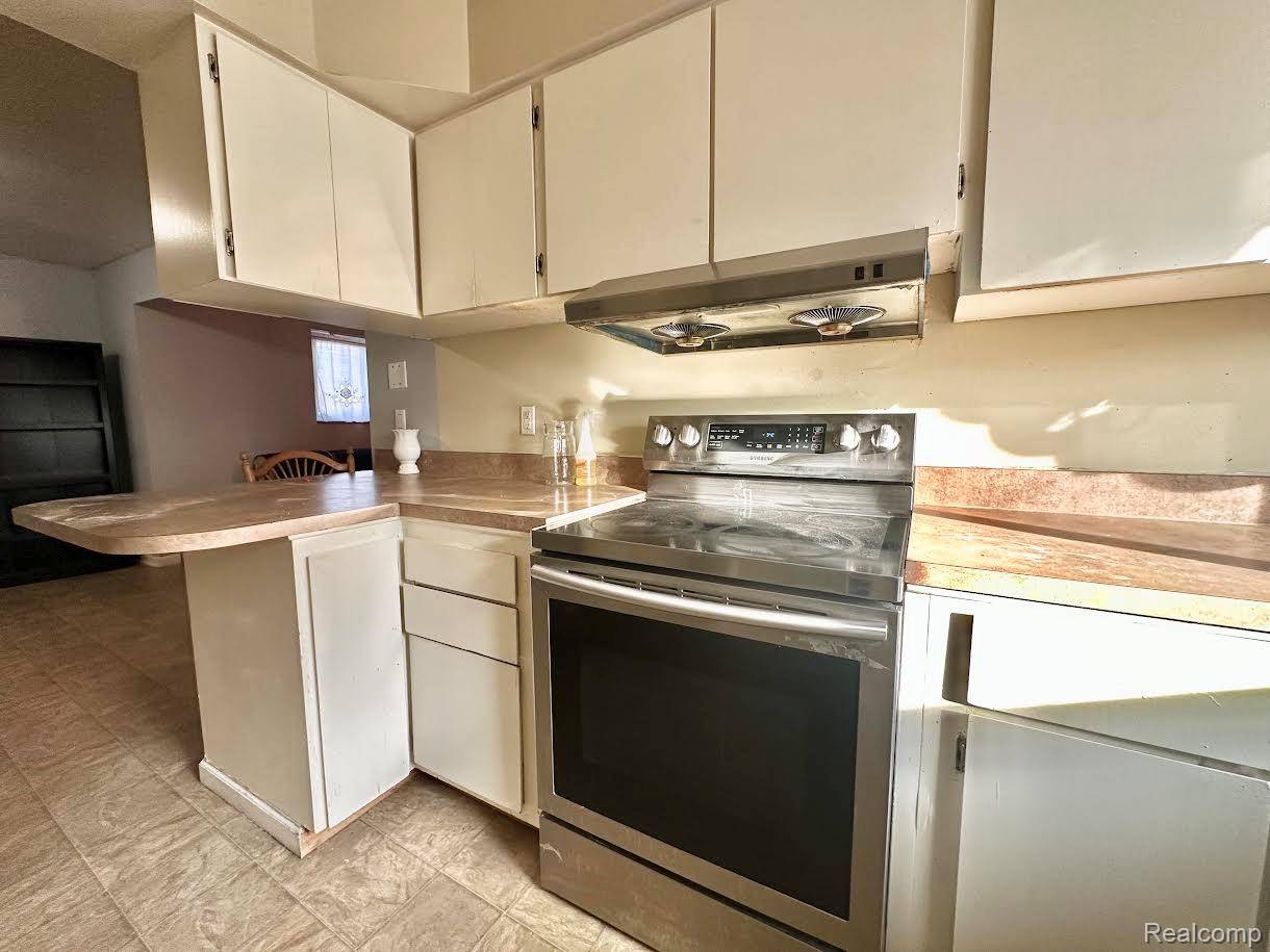 Warren, MI 48091,26420 Crystal AVE