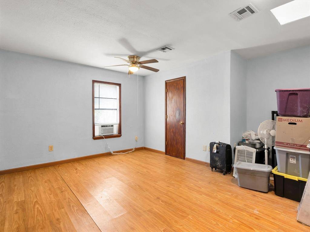 Terrell, TX 75161,7412 County Road 131a