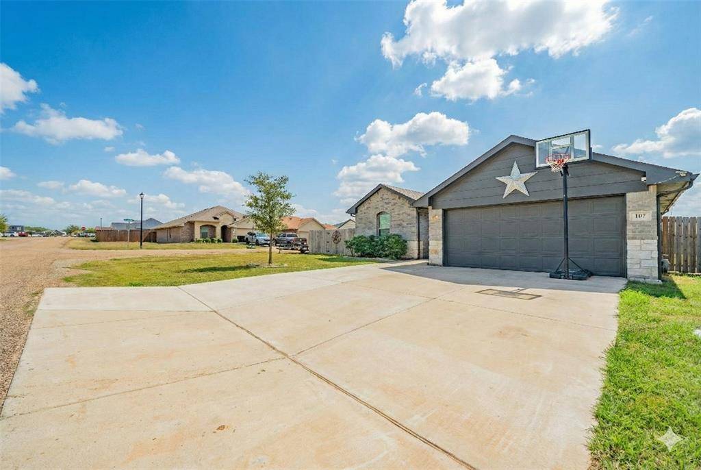 Mabank, TX 75147,107 Willowbend Loop