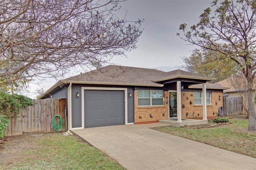 Lake Worth, TX 76135,6800 Wallis Road