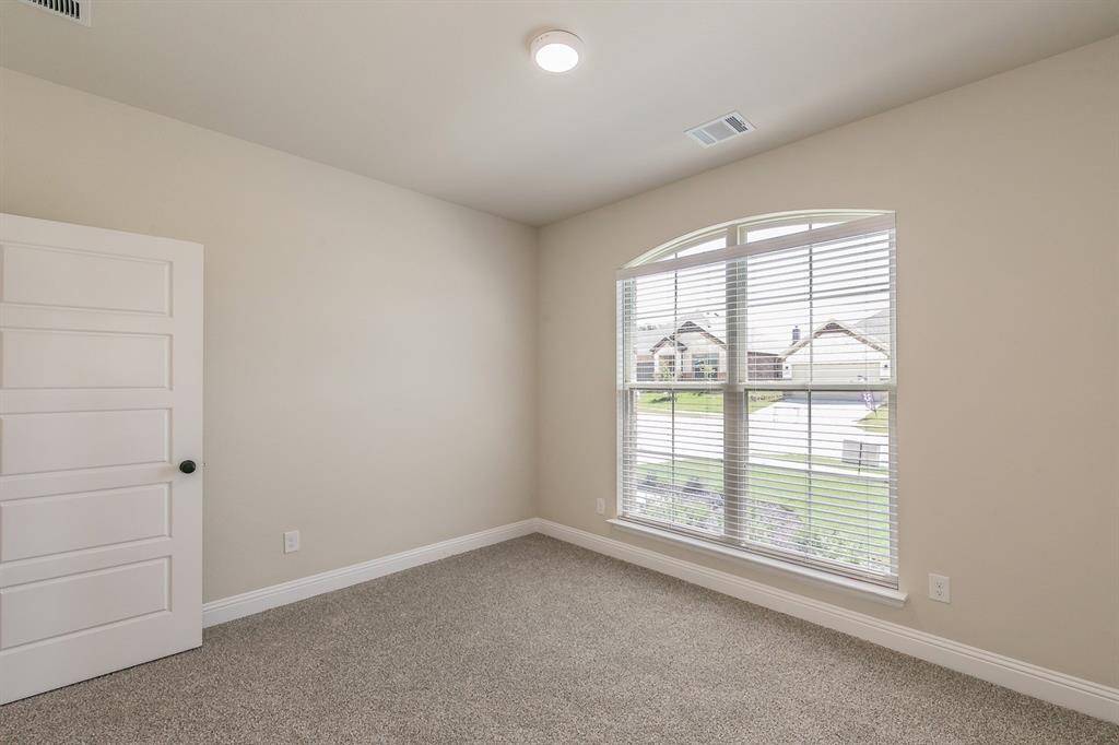 Alvarado, TX 76009,213 Navajo Trail