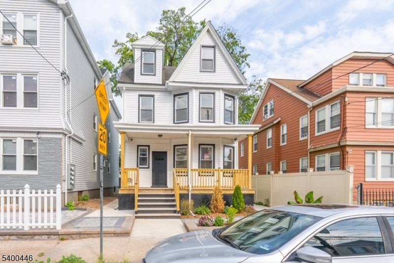 Newark City, NJ 07106,32 Palm St