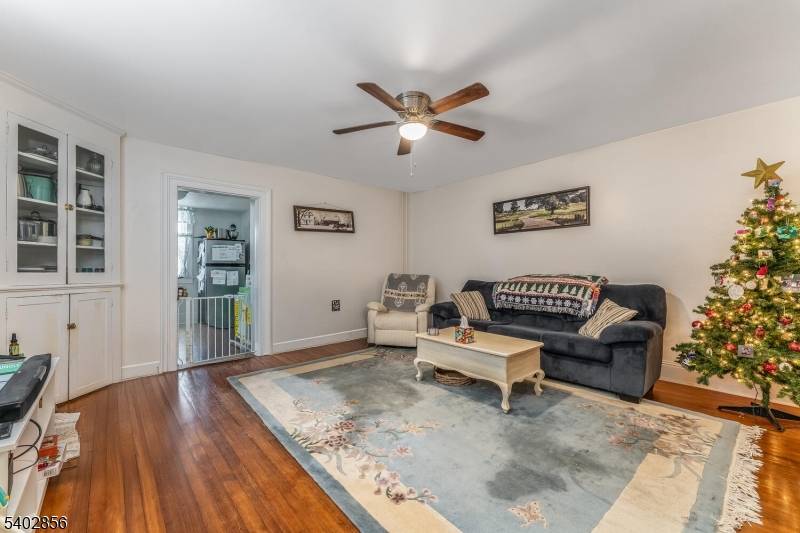 Clinton Town, NJ 08809,61 and 63 W Main St