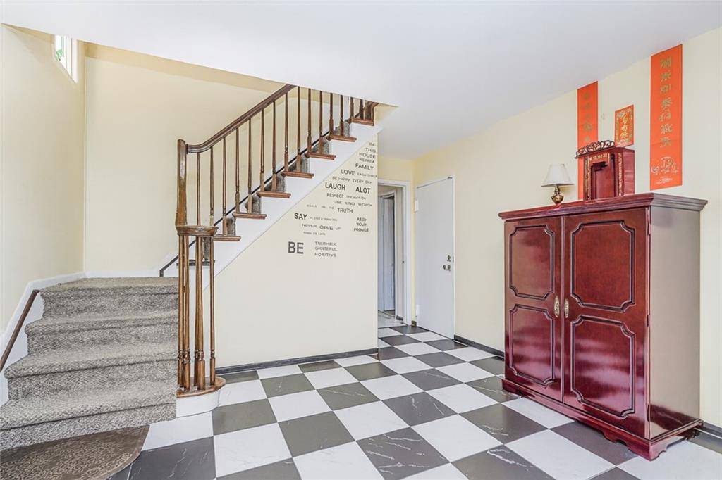 Staten  Island, NY 10312,70 Figurea AVE