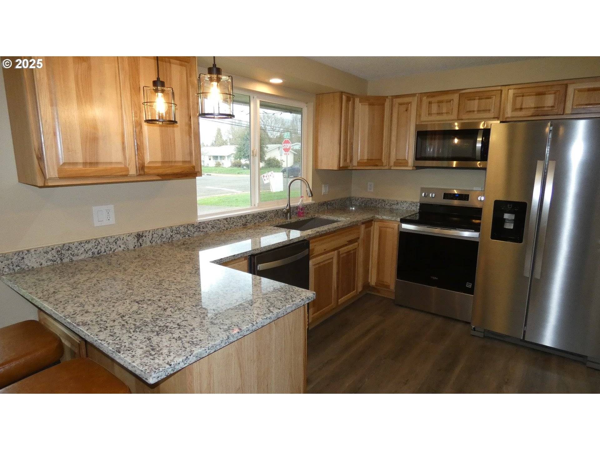 Independence, OR 97351,1123 E ST