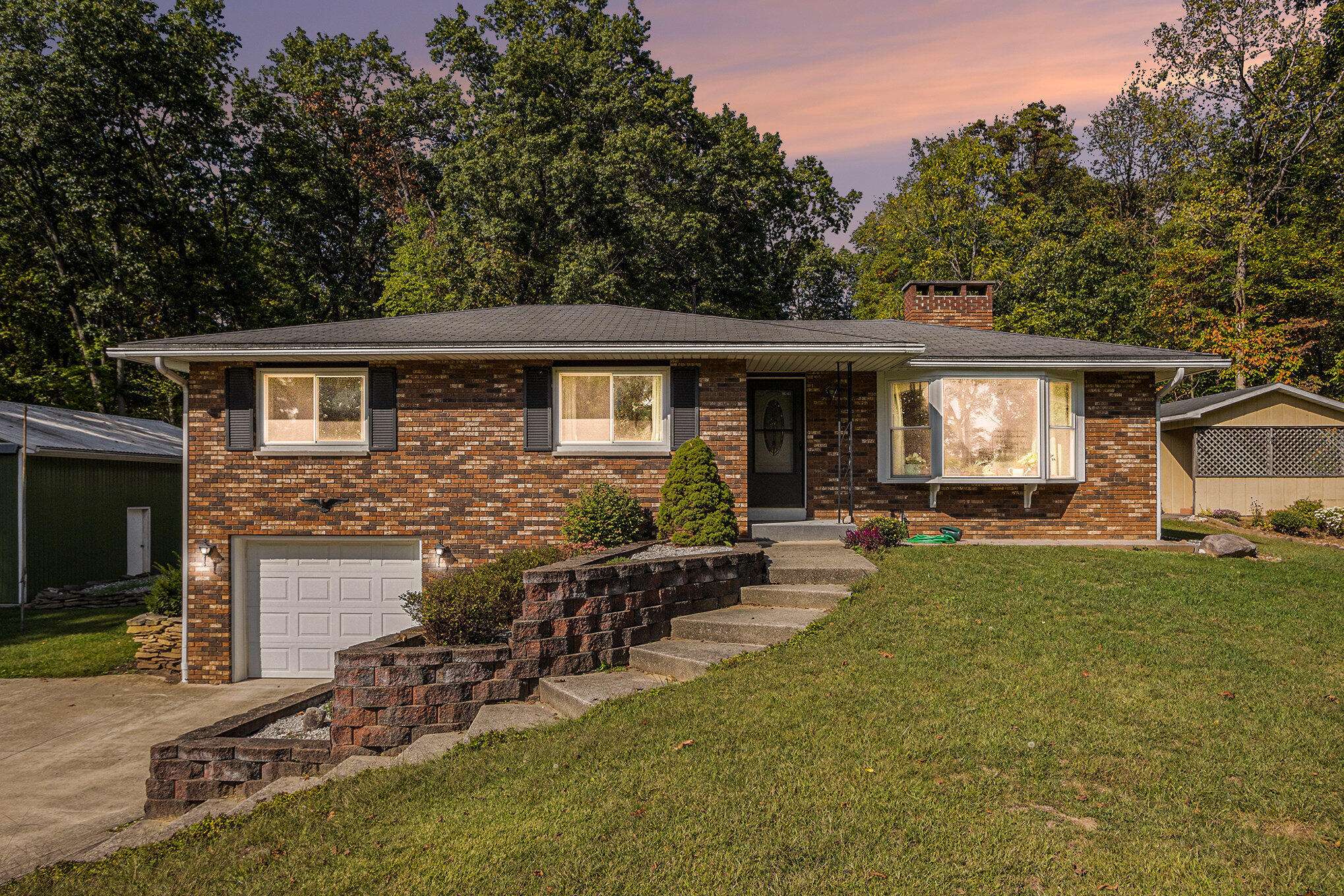 Three Rivers, MI 49093,12372 Bidelman RD