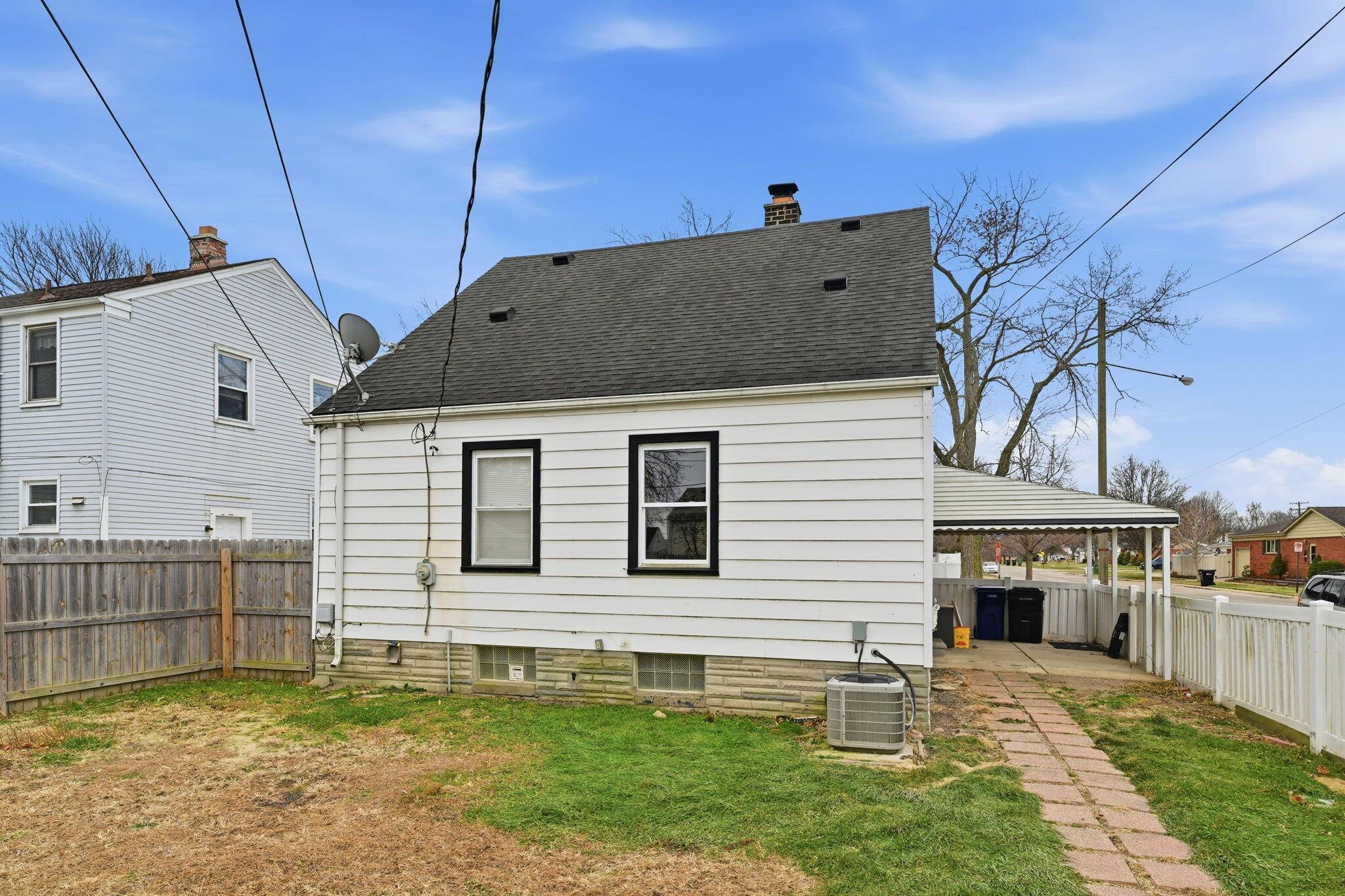 Lincoln Park, MI 48146,2194 Leblanc ST