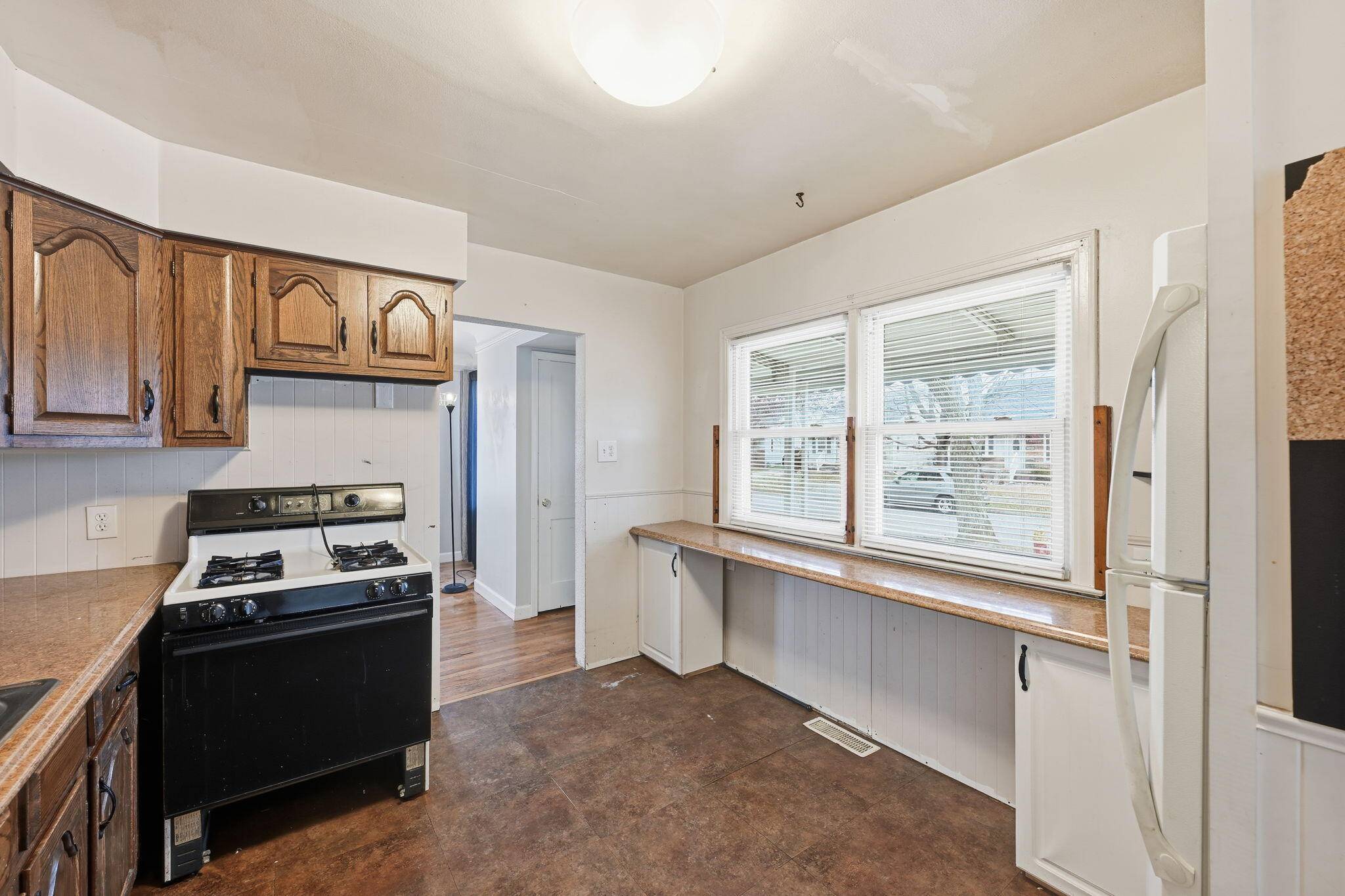 Lincoln Park, MI 48146,2194 Leblanc ST