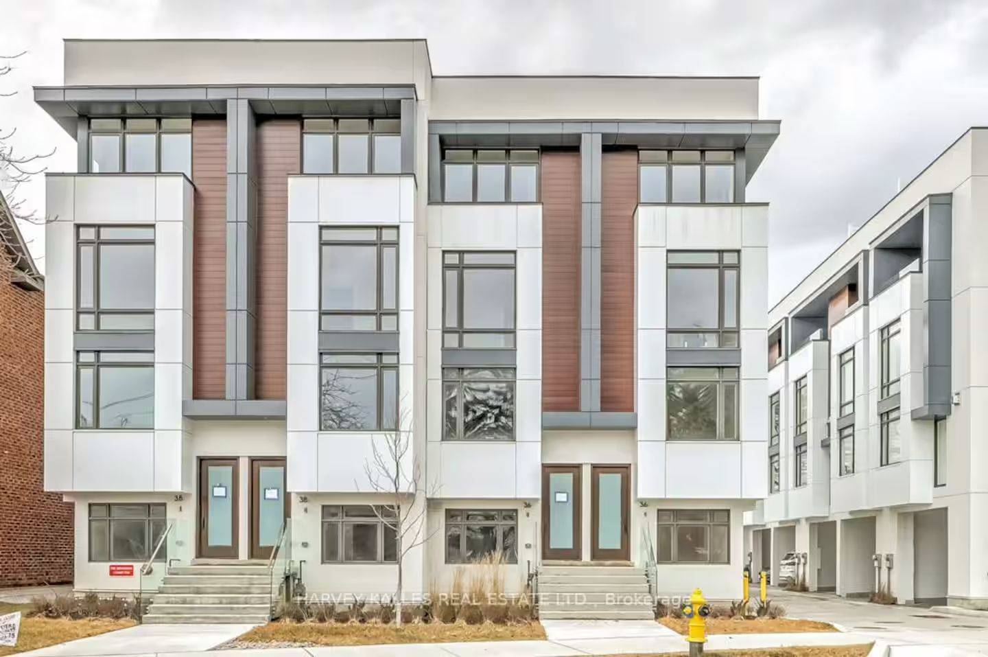 Toronto C07, ON M2N 1Y7,38B Churchill AVE W