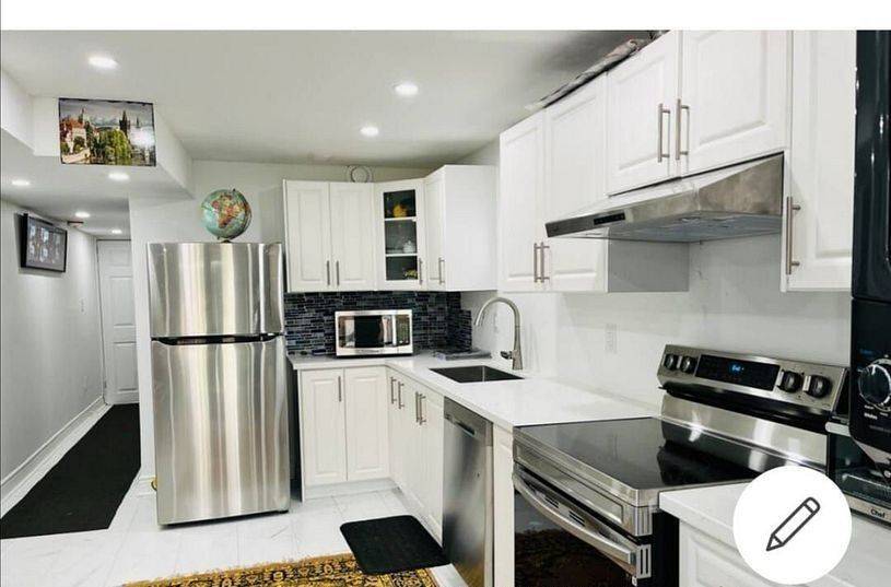 Ajax, ON L1Z 0N8,44 Lloydminster AVE