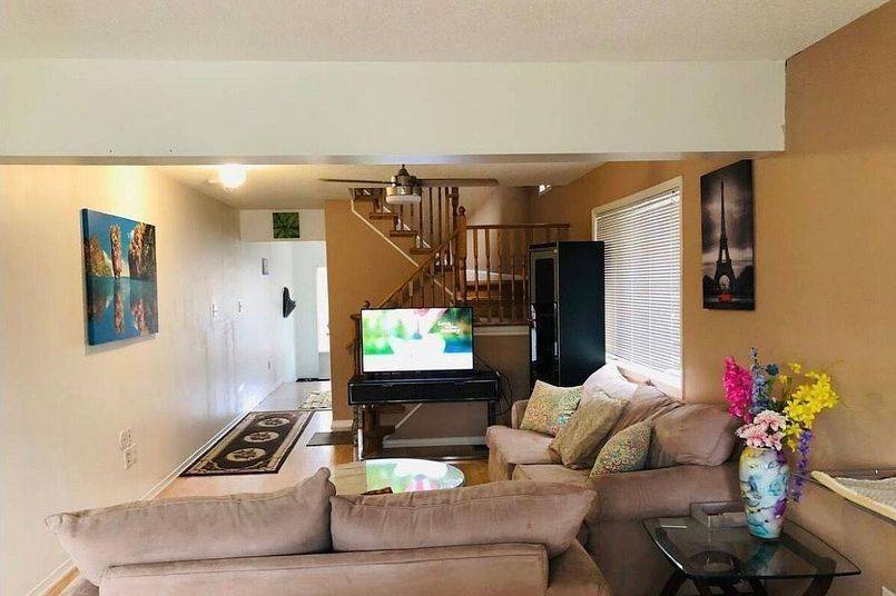 Ajax, ON L1Z 0N8,44 Lloydminster AVE