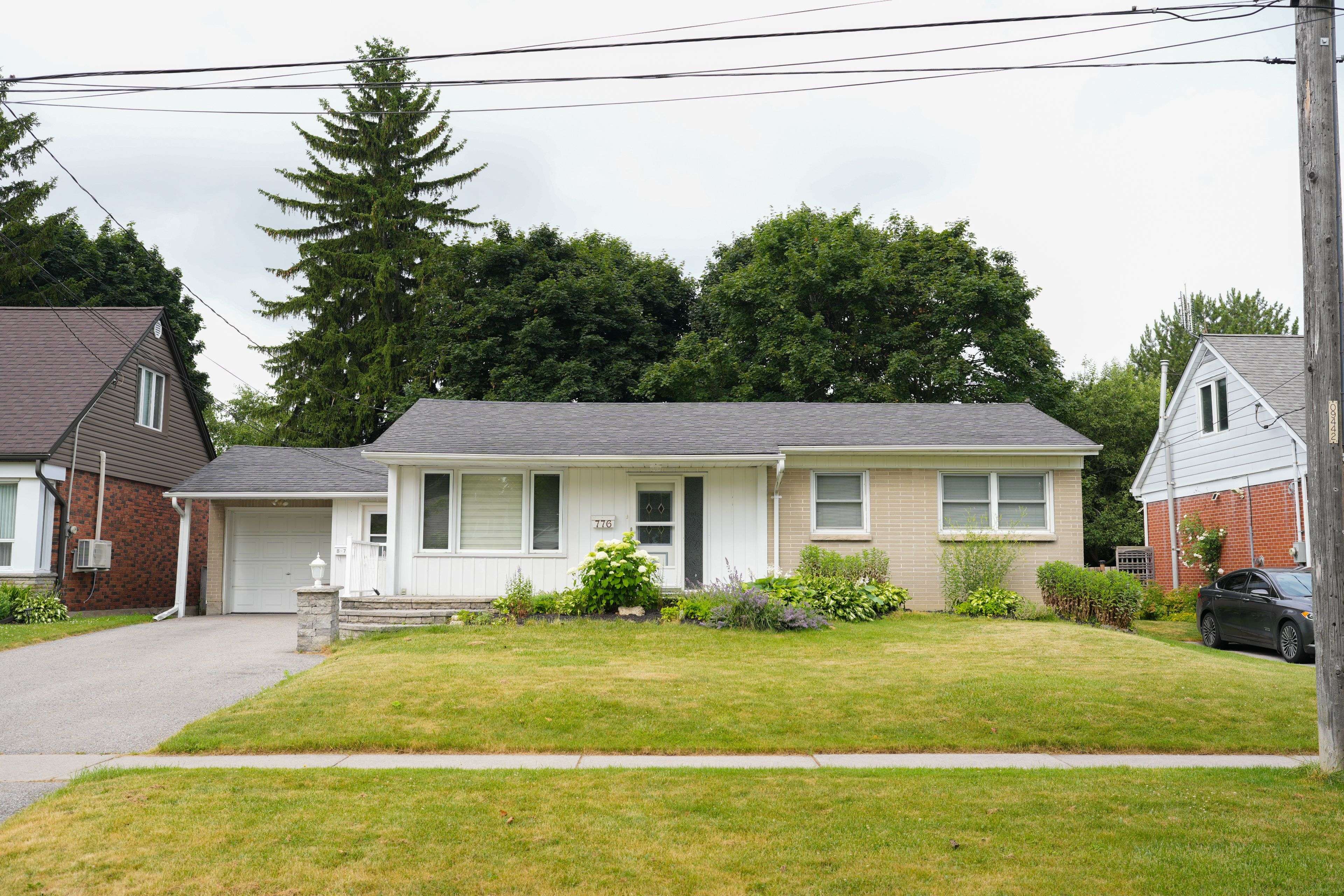 Oshawa, ON L1G 5J7,776 Grierson ST