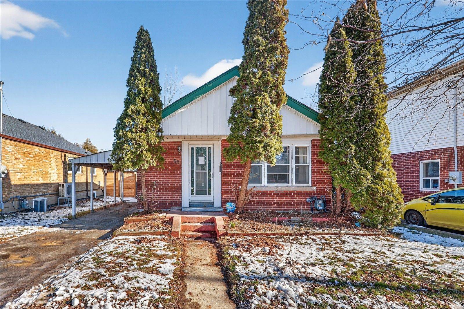 Toronto E04, ON M1L 3P7,69 Presley AVE