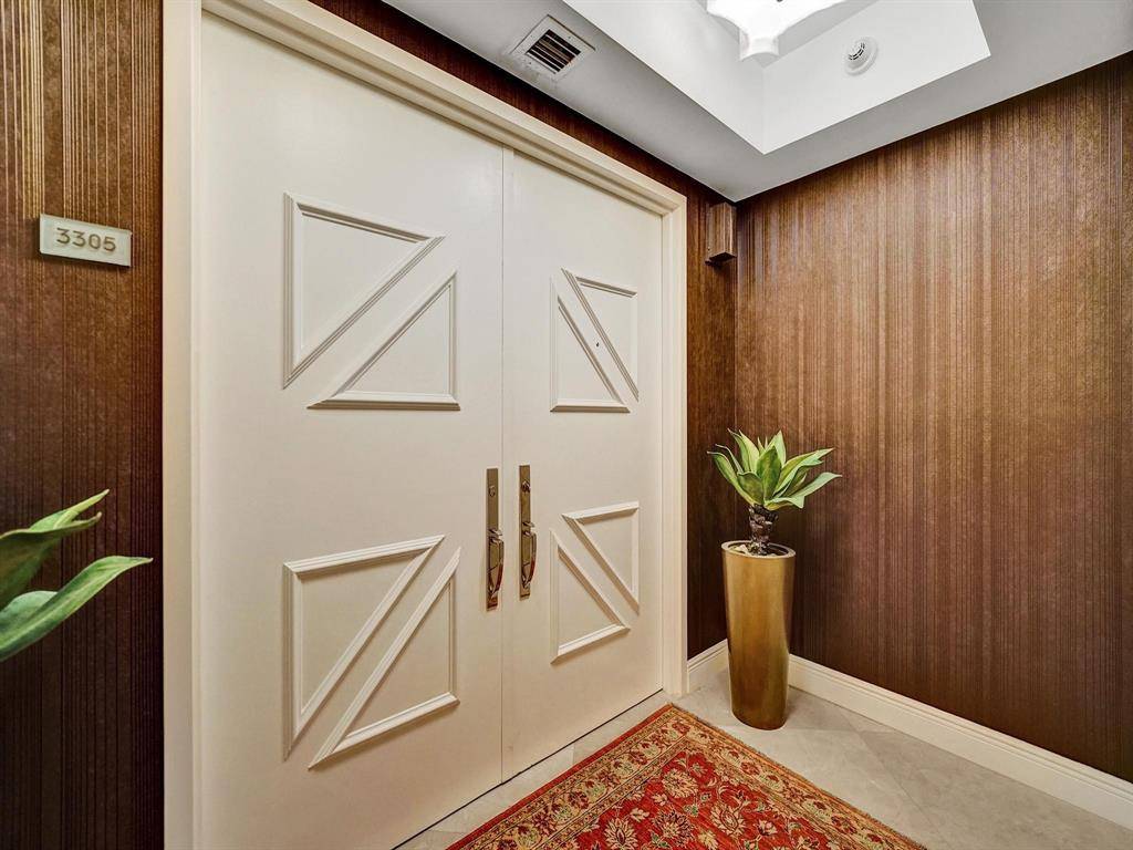 Fort Lauderdale, FL 33301,333 LAS OLAS WAY #3305