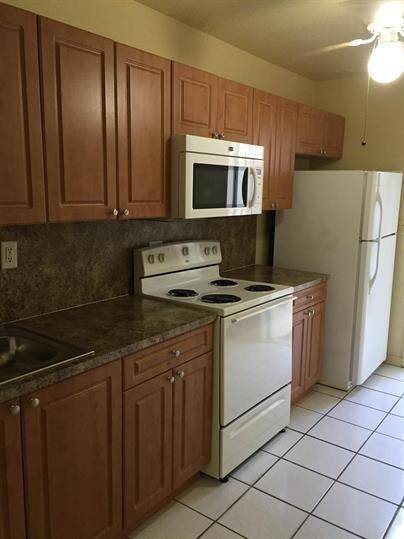 Fort Lauderdale, FL 33334,1437 NE 56th St #3