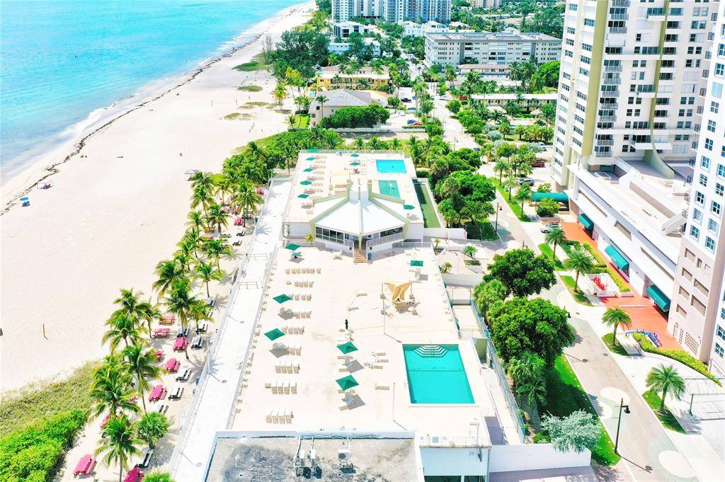 Pompano Beach, FL 33062,111 Briny Ave #410