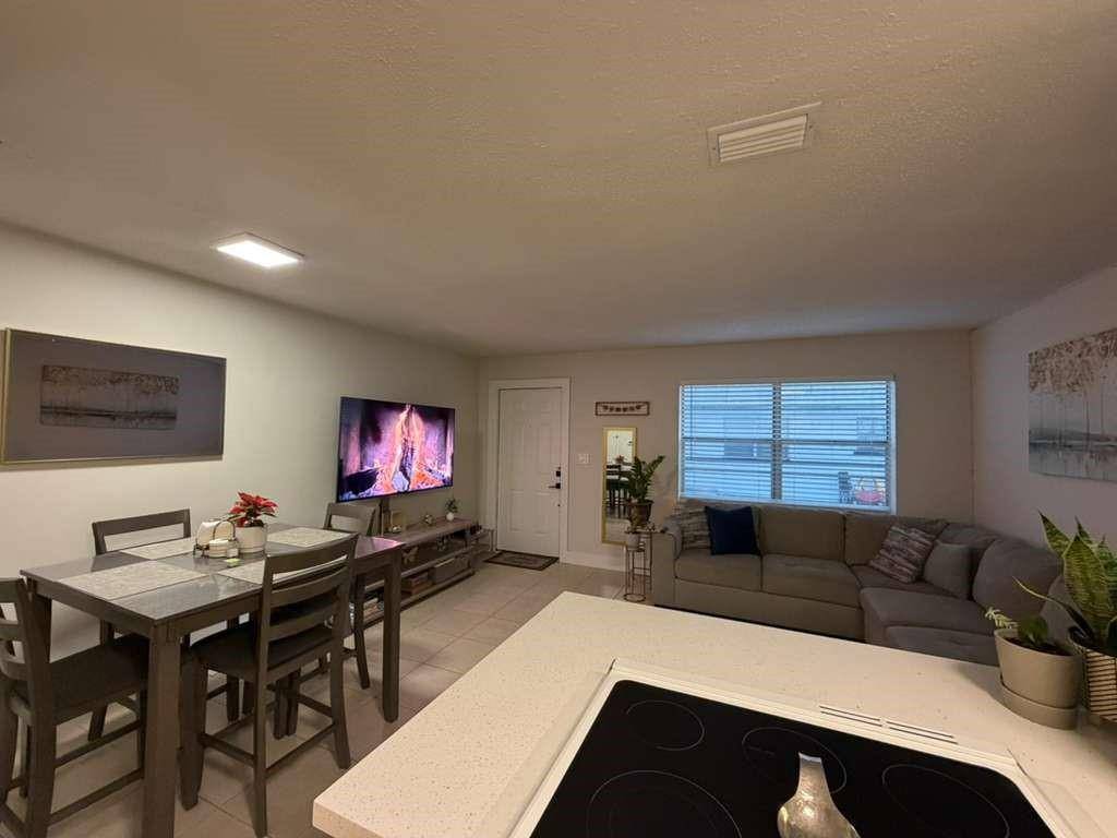 Vero Beach, FL 32960,1886 41st Ave #4