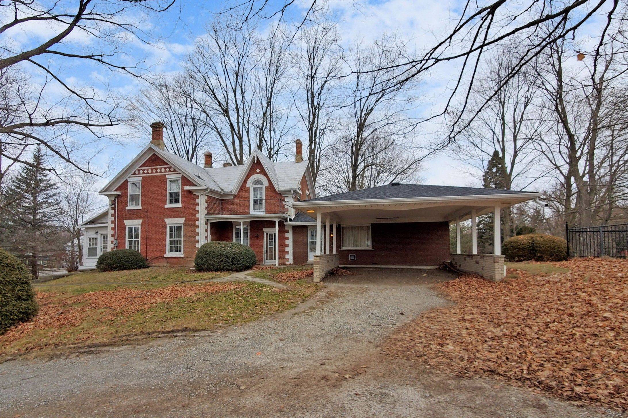 King, ON L0G 1T0,326 Main ST