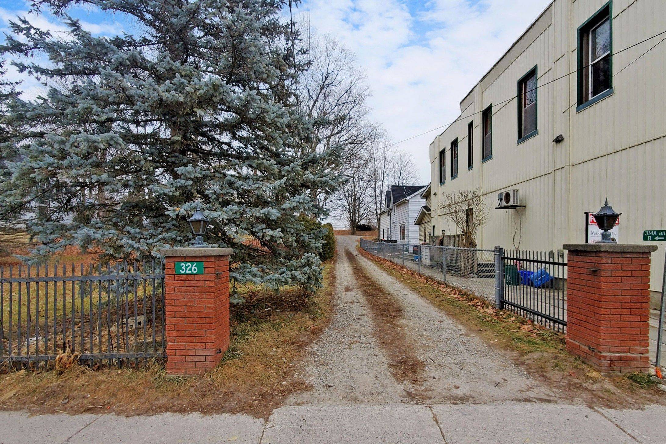 King, ON L0G 1T0,326 Main ST