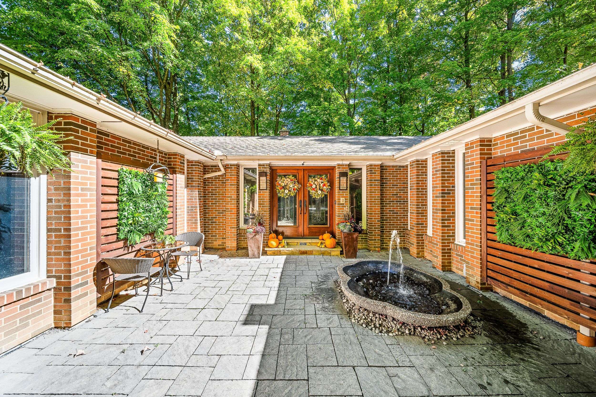 King, ON L0G 1N0,23 Cedarwood CRES