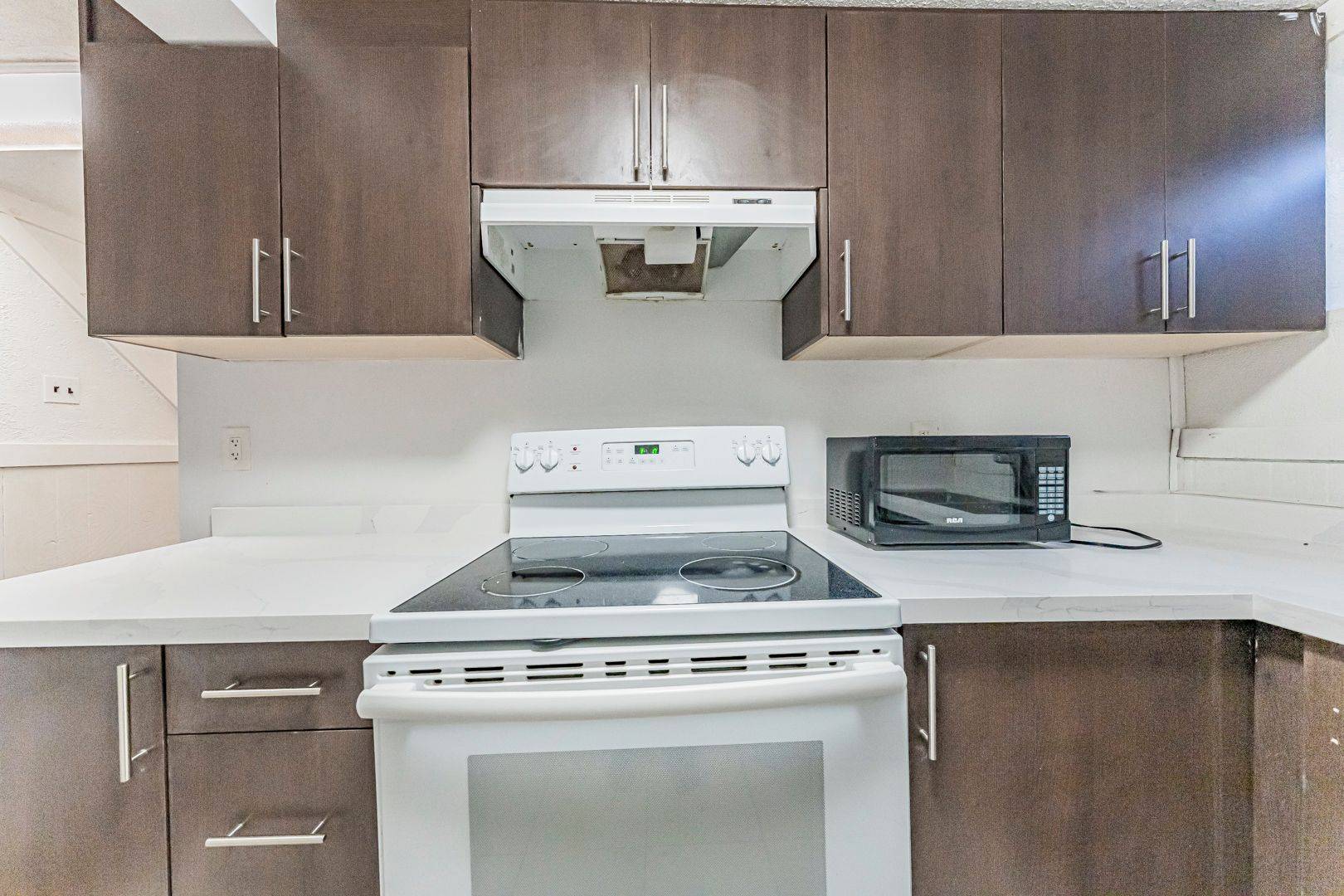 Brampton, ON L6S 1N7,22 Hazelglen CT