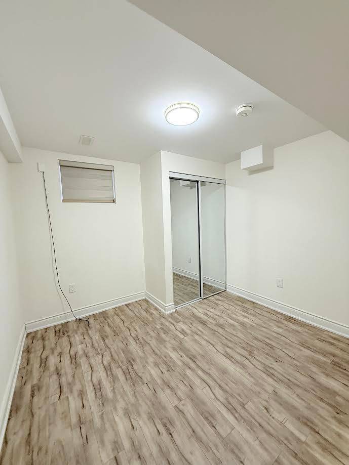 Brampton, ON L6X 3B3,42 Kalmia RD #(Basement)