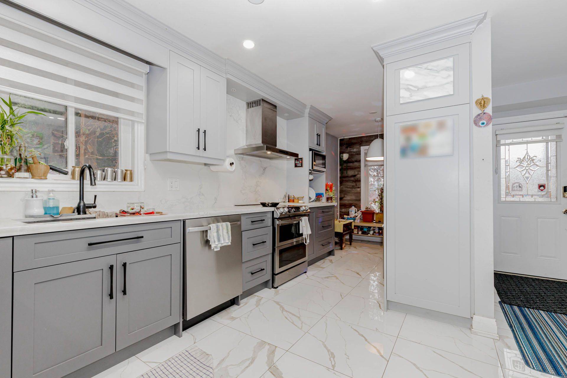 Brampton, ON L6V 3N3,32 Elderwood PL