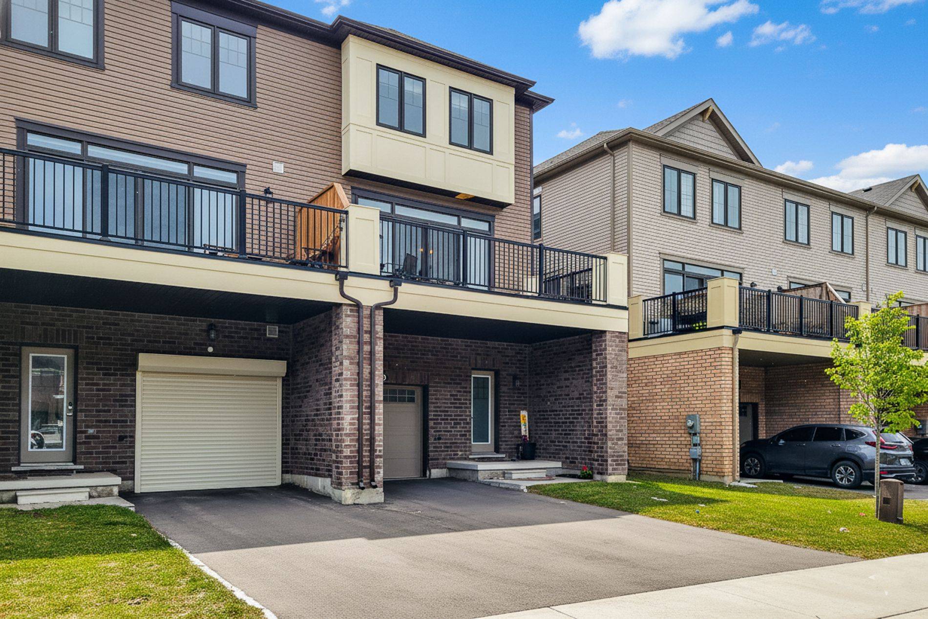 Hamilton, ON L8J 0H7,36 Utter PL