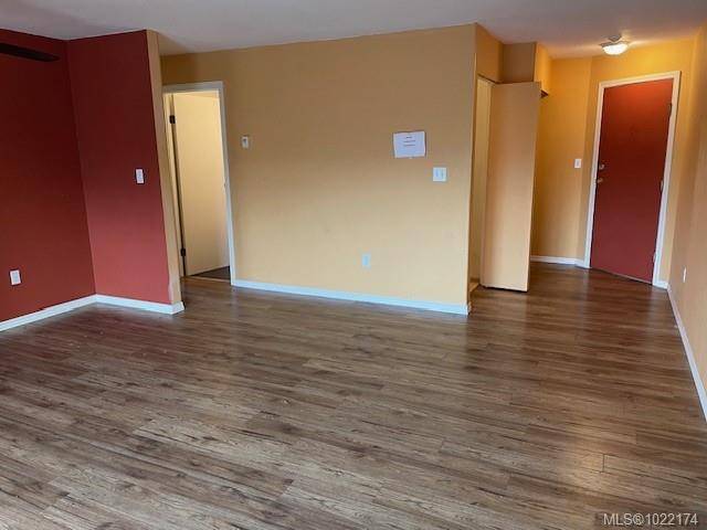 Courtenay, BC V9N 3R9,1050 Braidwood Rd #412