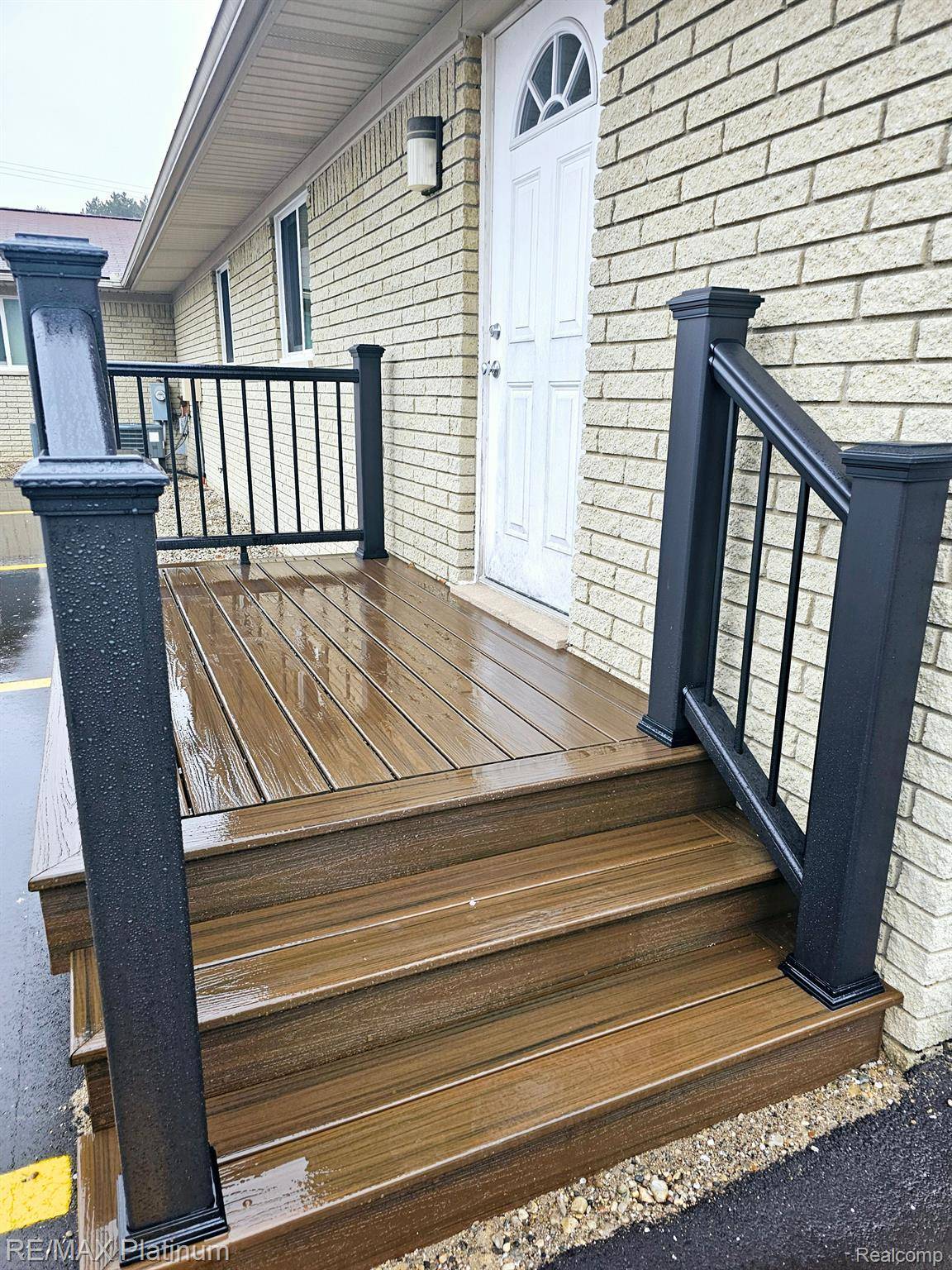 Howell, MI 48843,2900 E GRAND RIVER AVE