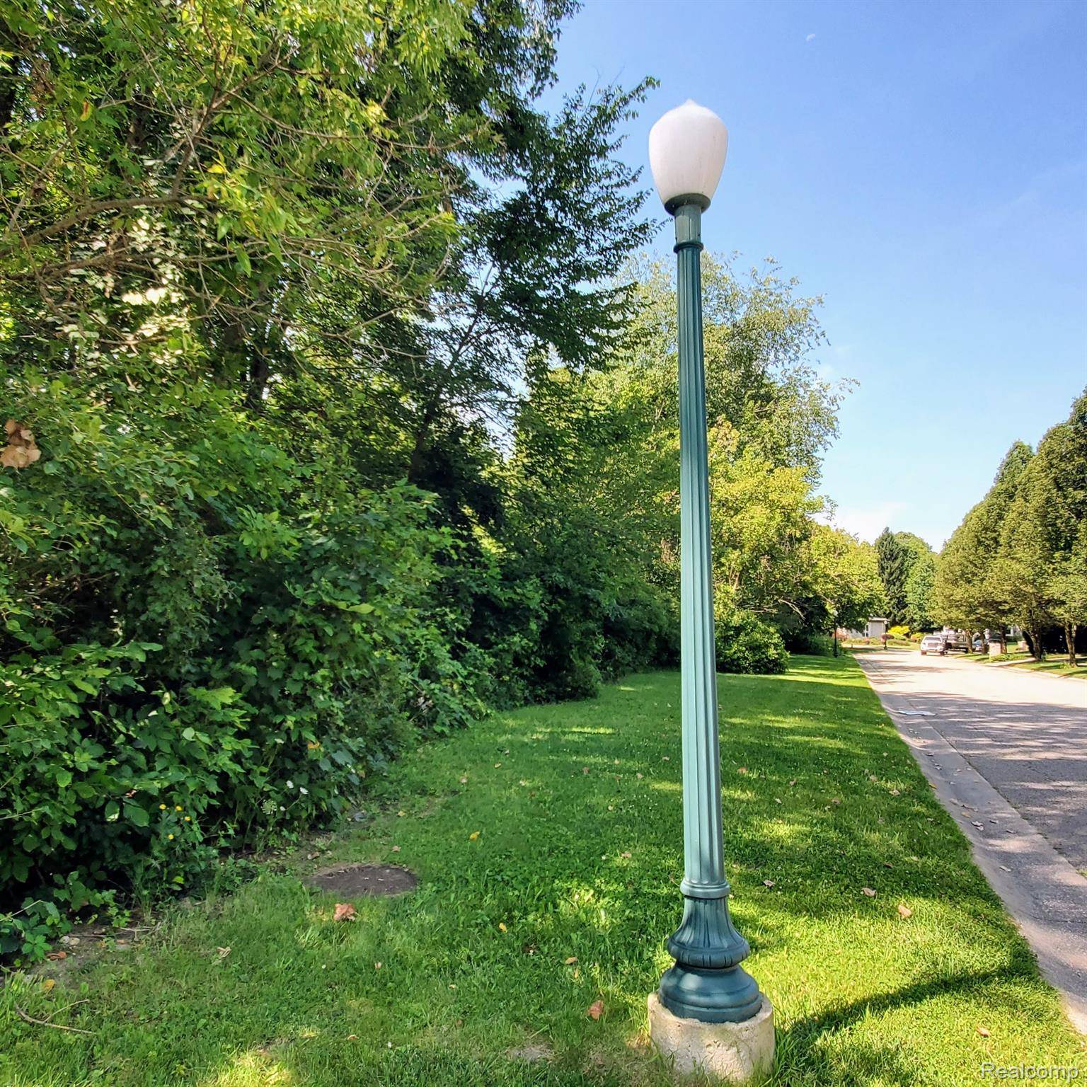 Davison, MI 48423,612 CARRIAGE WAY